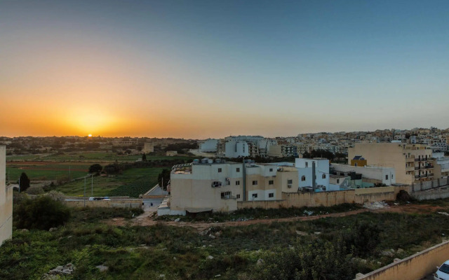 Country view luxury apartment