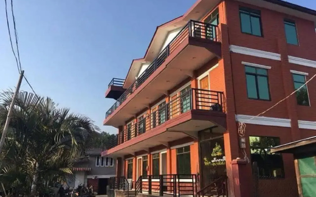 Full Moon Guest House