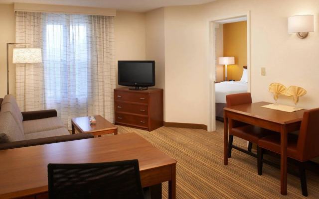 Sonesta ES Suites Chicago Waukegan Gurnee