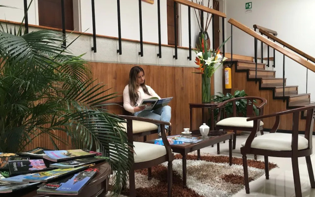 Regines Hotel