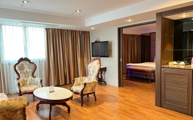 Hotel International