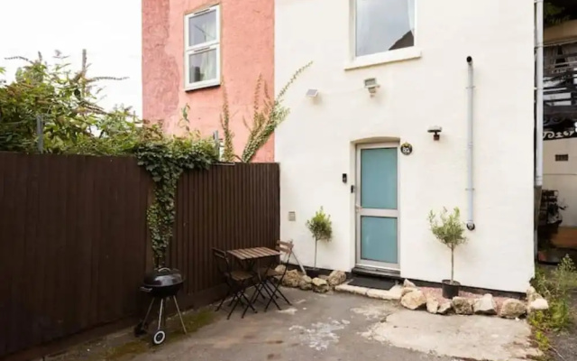 Stunning 2-bed Apartment in Dartford