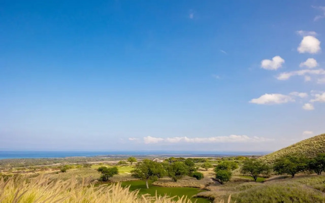 Sandy Toes Getaway in Kona
