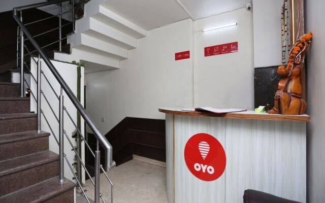 OYO 13758 XS Residency