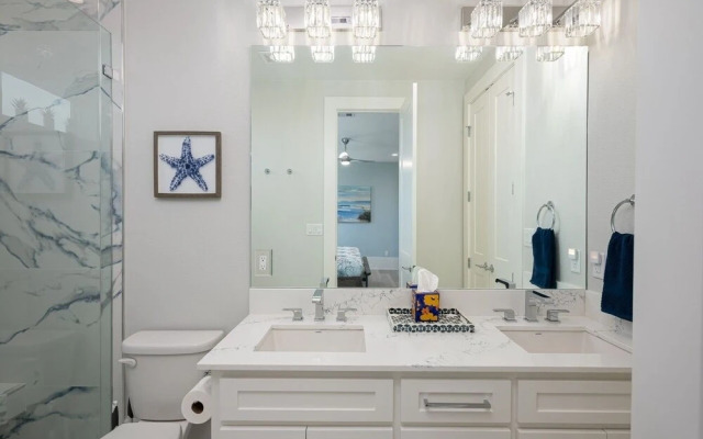 Fins & Feathers 3 Bedroom Home