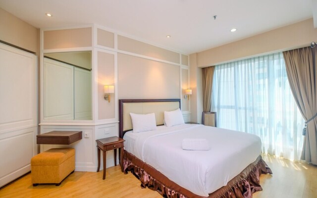 Gandaria Heights Apartment with Mall Access