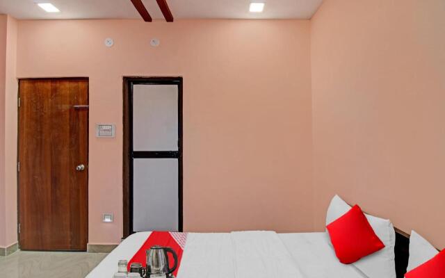 OYO Raj Hotel