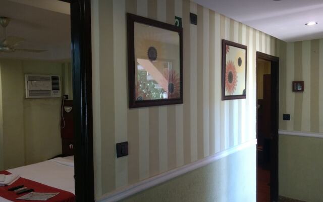 Bhammar's Inn - A Pure Vegetarian Hotel