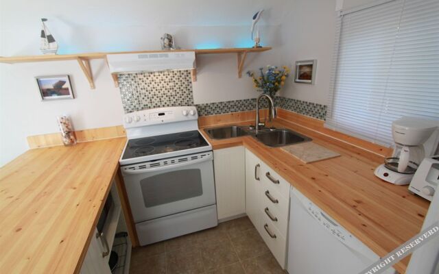 Plovers Cove Cottage