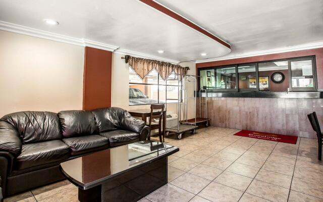 Econo Lodge