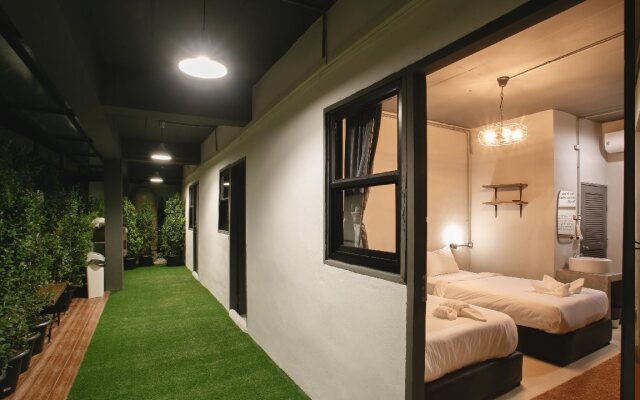 Bedtime Story at Chiang Mai - Hostel