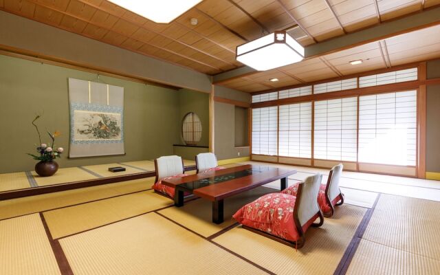 Awazu-Spa Tourist Hotel Kitahachi