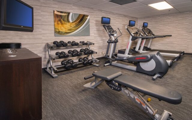 Courtyard Dulles Airport Chantilly