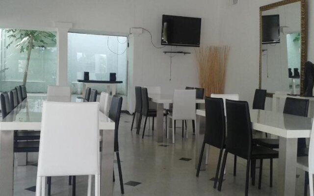Monasterio Resort Giradot
