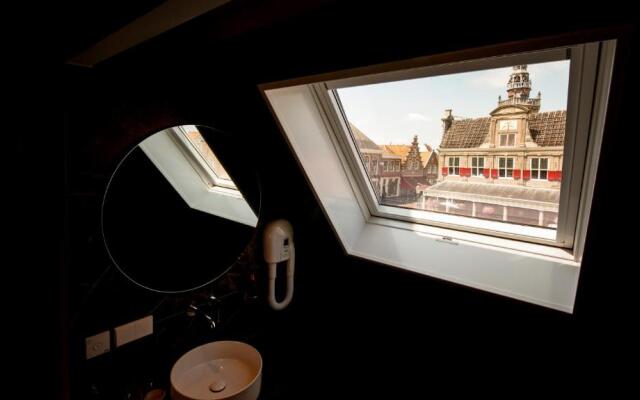 Harbour Suites Boutique Hotel