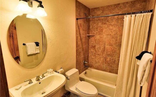 Sundara Place Private Home with Hot Tub