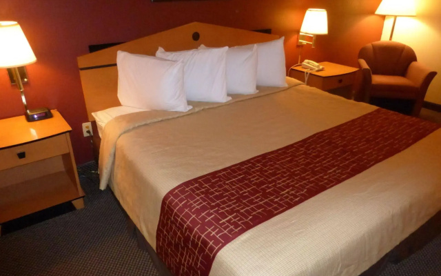 Red Roof Inn & Suites Mobile SW – I-10