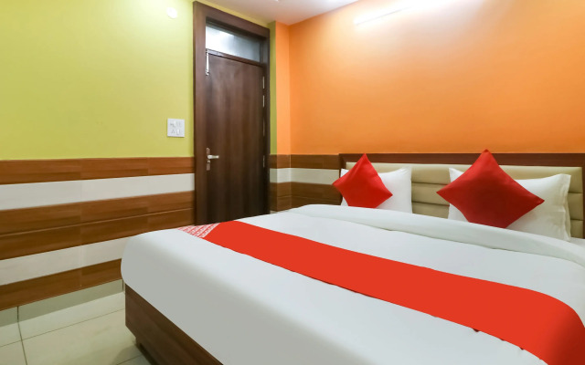 Hotel Mayur Plaza