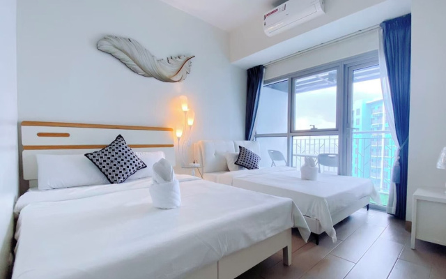 Deluxe Apartment Balcony with Seaview