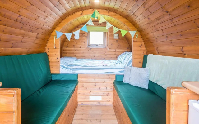 Rivendell Glamping Pod - UK11881