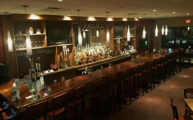 Ramada Williamsburg East Busch Gardens Area