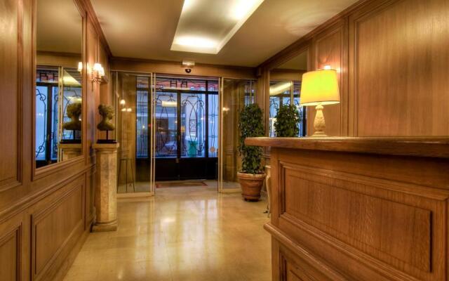 Hôtel Baudelaire Opéra