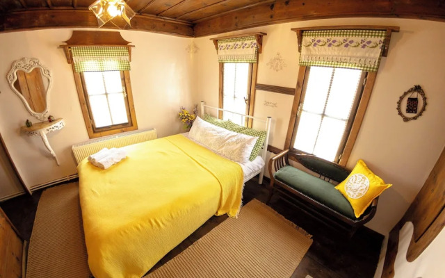 Arslan Bey Mansion Private Accommodation Facility
