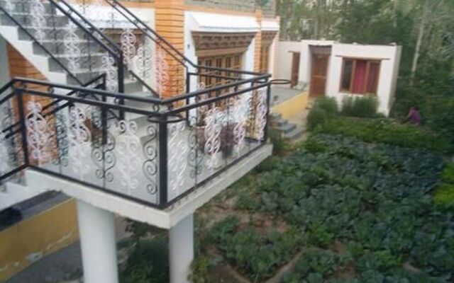 Galaxy Guest House