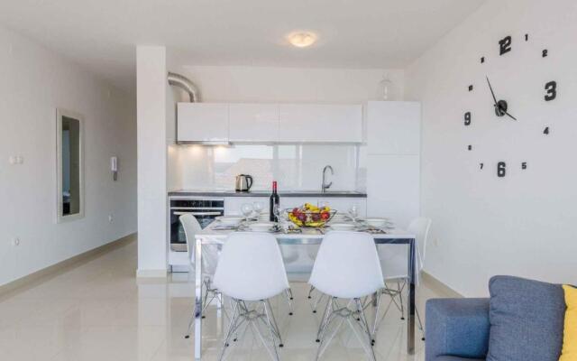 Apartment in Crikvenica 39077