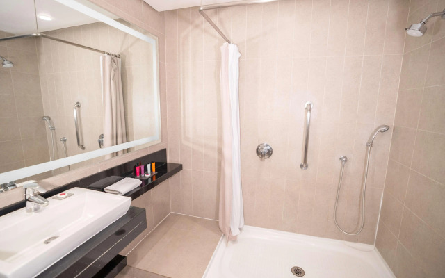 Hilton Garden Inn Santiago Airport