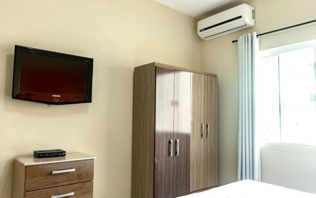 Apto1 COM AR COND WI-FI E TV SMART