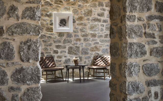 Naxian Collection