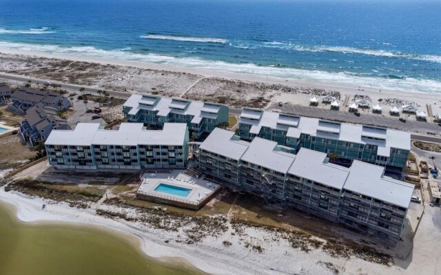 Palm Beach Club by Surfside VR