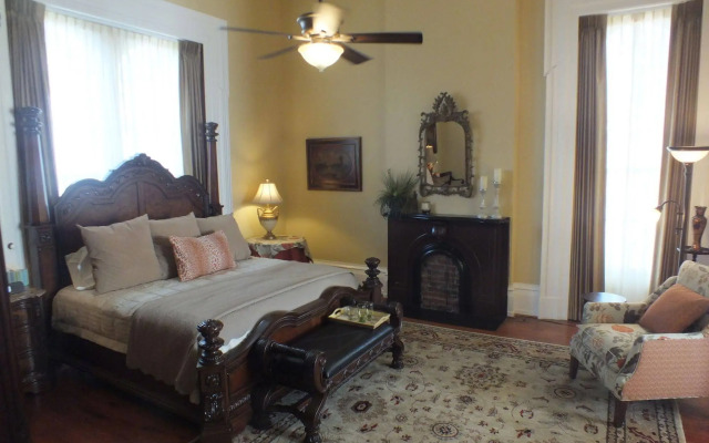 The Pepin Mansion Historic B&B