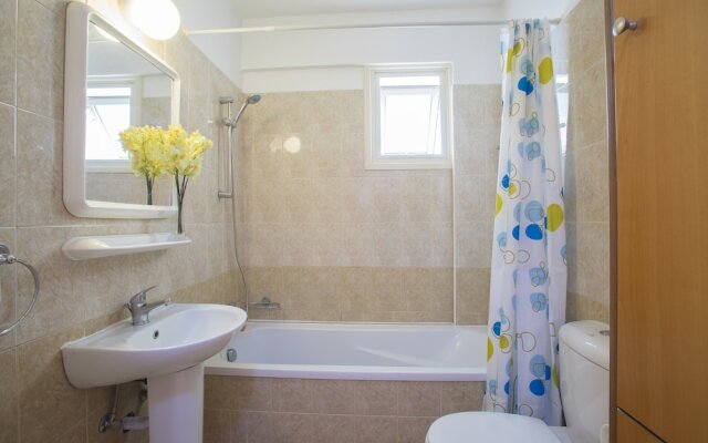 Mackenzie Rose Suite