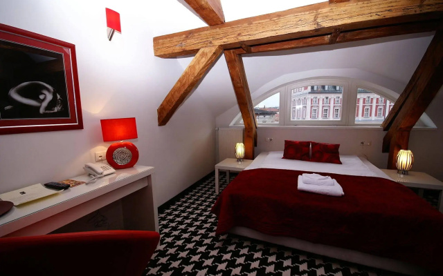 Hotel Kolegiacki