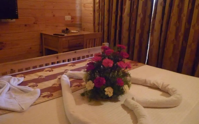 Aryans Hotel