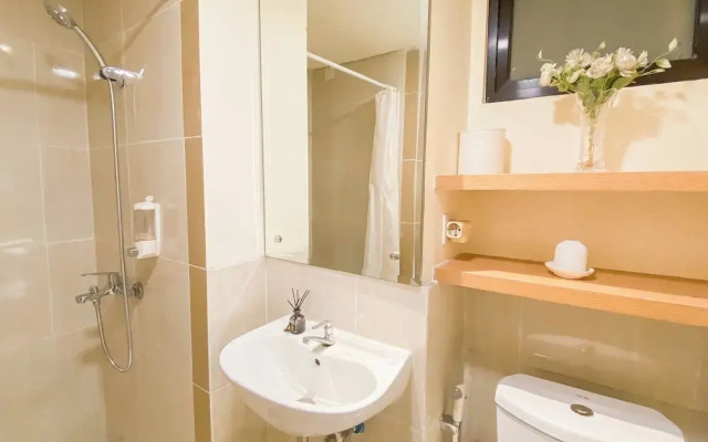 Spacious and Comfy Designed 2BR at Meikarta Apartment