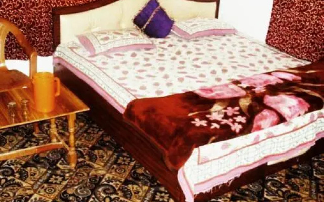 Hotel Fabulous Kashmir