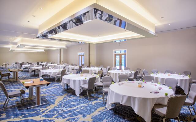 Crowne Plaza Gerrards Cross by IHG