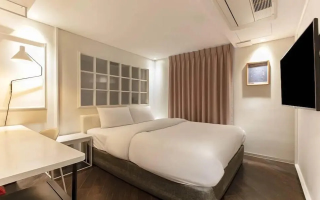 Sillim Dominic Hotel