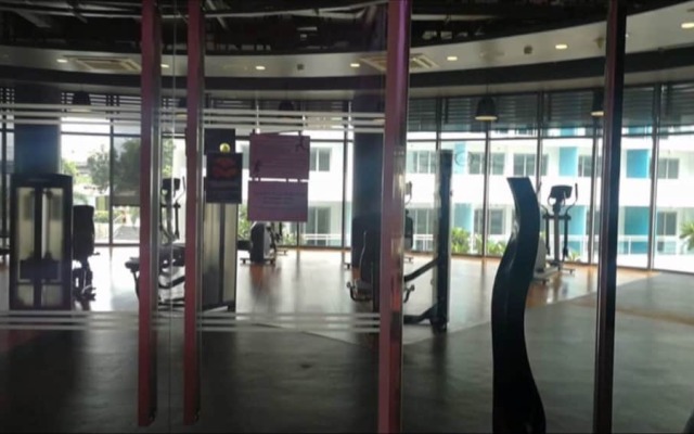 Azure 1BR Condo with Car Park by Nezpril