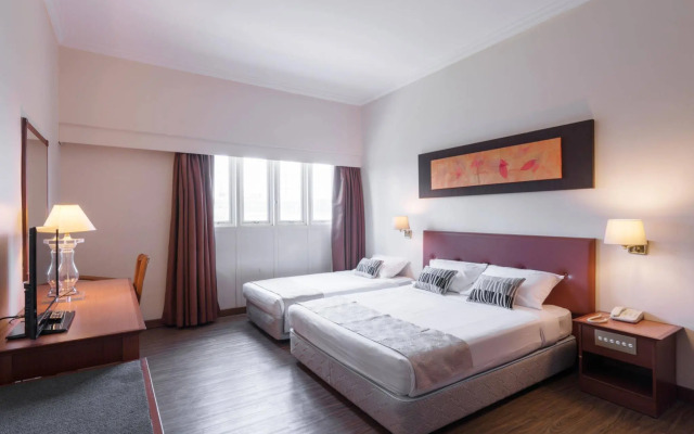 Hotel 81 Tristar