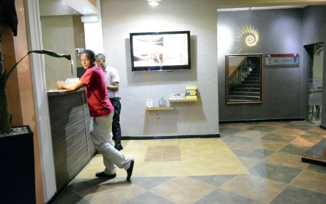 Golphins Suites and Hotels