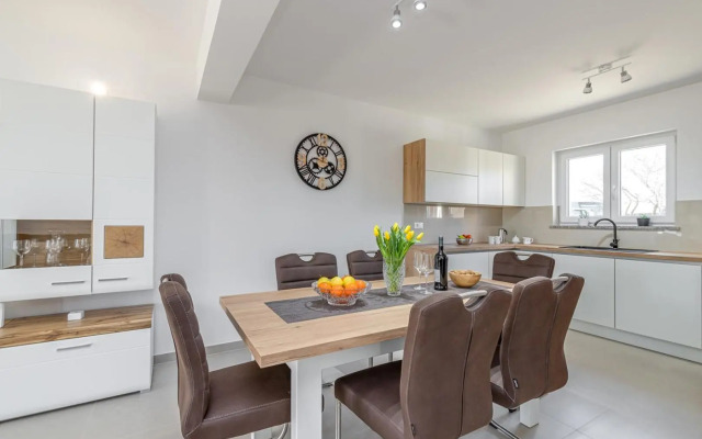 Holiday House Sunset