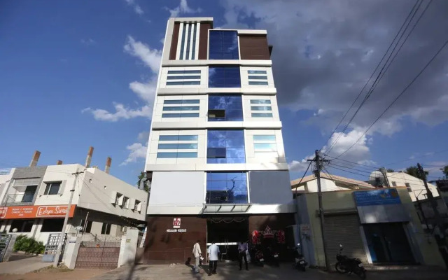 OYO 10222 Hotel Anbu Park