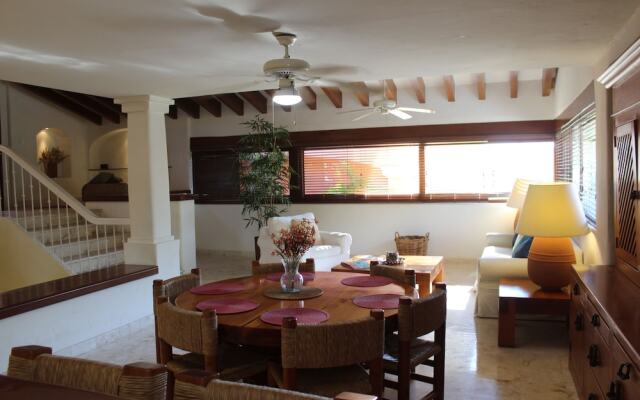 Stunning Residence 4 Bedrooms, AC, WiFi