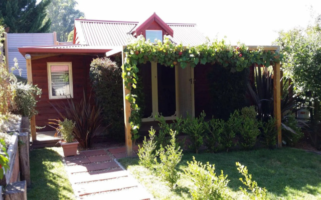 Bella Rouge Cottage
