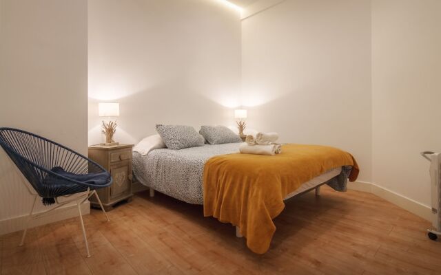 Glamour Guggenheim pinchos by URBANHOSTS