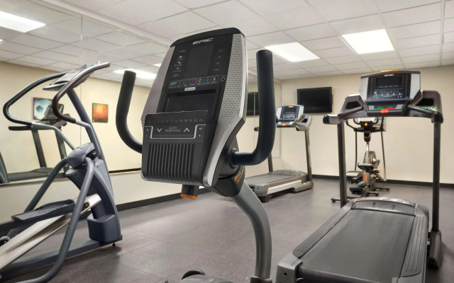 Country Inn & Suites by Radisson, Charlotte University Place, NC